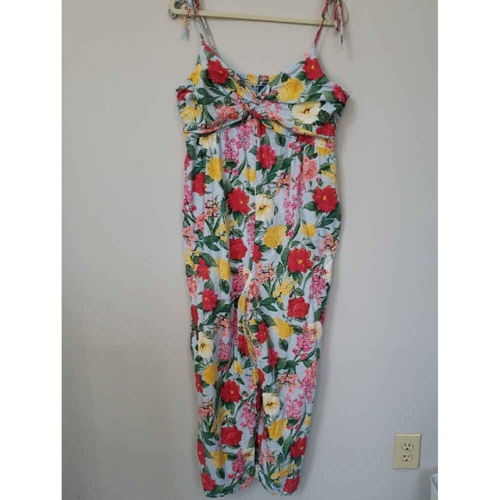 Old Navy Jumpsuit Womens XL Twist Cami Smocked Floral Summer Vacation Flowy